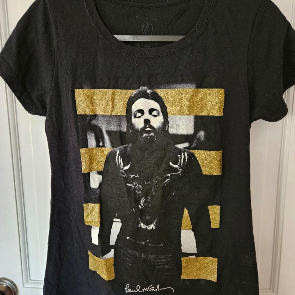 Paul McCartney 2016 concert T-shirt. Size = Small